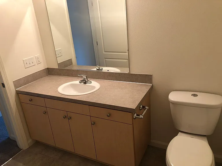 Falcon Ridge Apartments — Photo 71