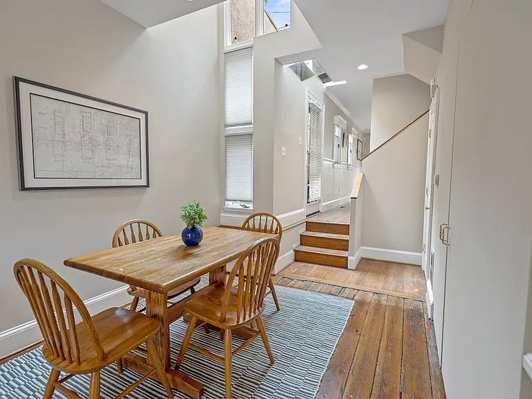 716 S Hanover St — Photo 9