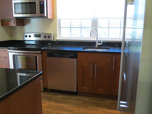 all stainless steel appliances are new in 2015
