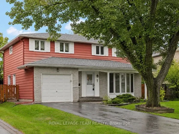 7 Centrepark Dr, Ottawa, ON K1B 3C2