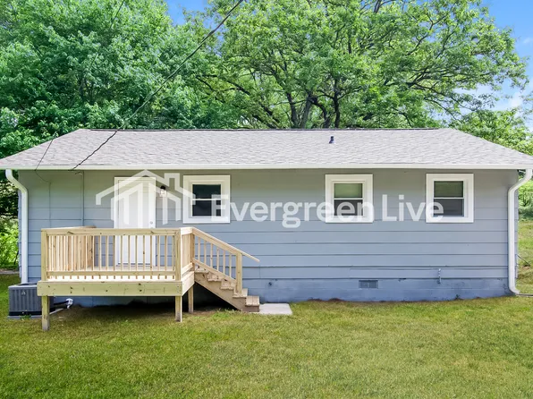 2031 Pine Dr, Gastonia, NC 28054