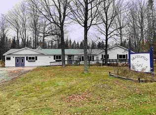 11827 T Rd, Rapid River, MI 49878
