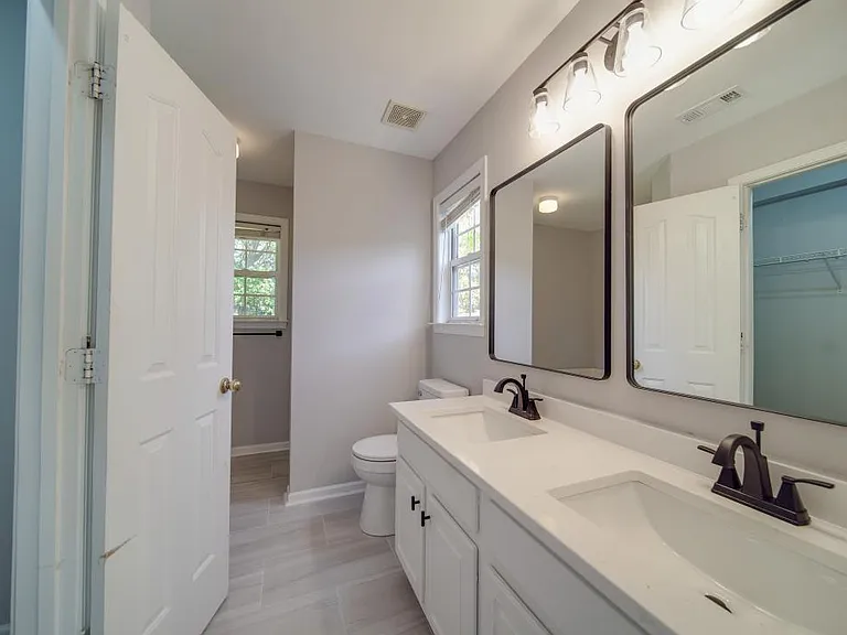 15005 Rothesay Dr — Photo 19