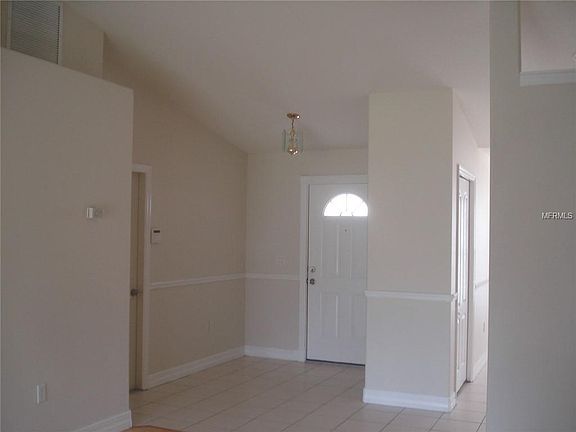 4th image of 3855 Lavilla Ave
