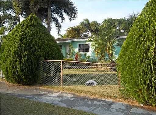 2nd image of 14365 SW 285th St