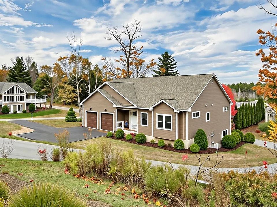 1st image of 10 Echo Lane