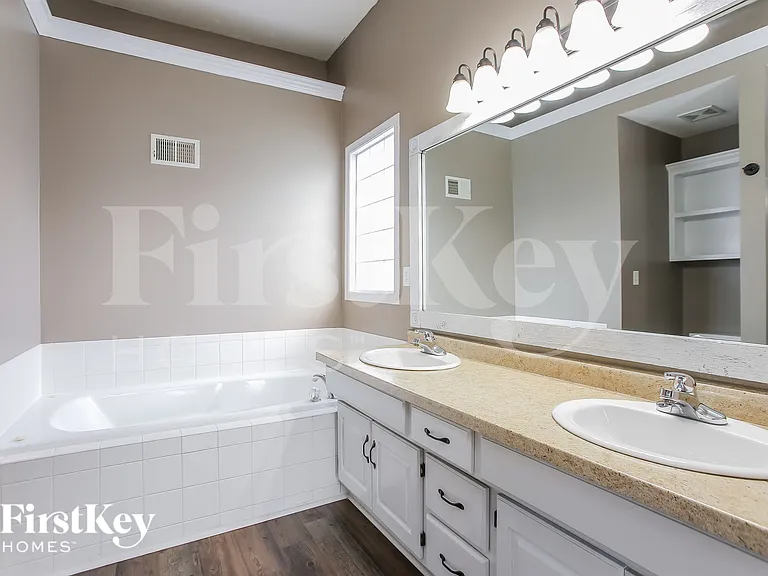 6530 NW Hidden Valley Rd — Photo 12