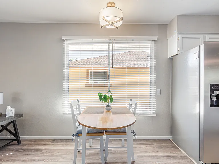 W Skyview Dr — Photo 9