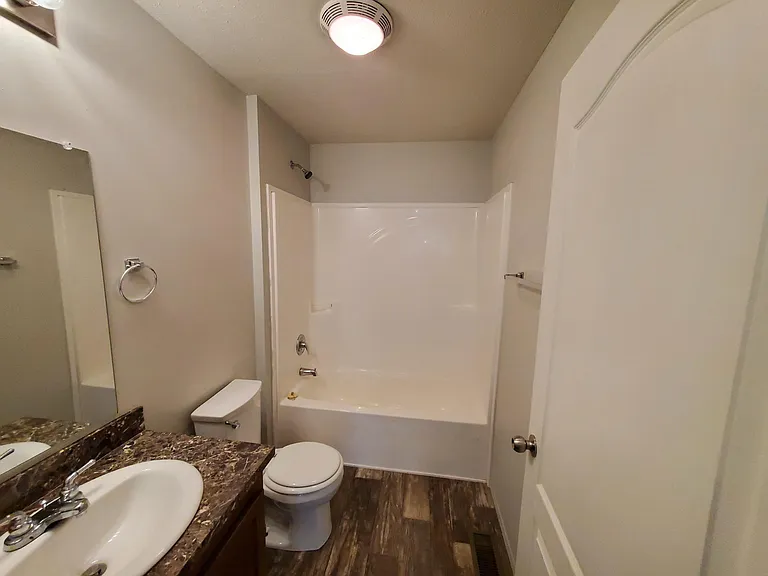 10 Hummingbird Dr — Photo 11