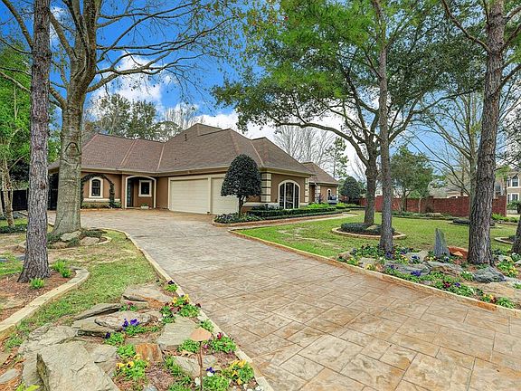 2nd image of 908 Bentwood Ct