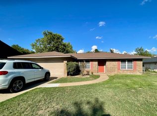 1807 Medina Dr, College Station, TX 77840