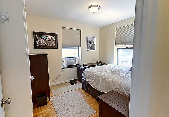 5th image of 305 W 19th St APT 51