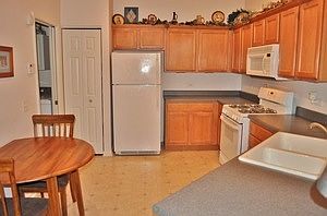 5th image of 18253 Murphy Cir