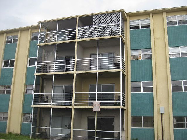 2nd image of 3710 NW 21st St APT 207