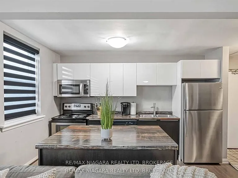 4538 Huron St #8 — Photo 14