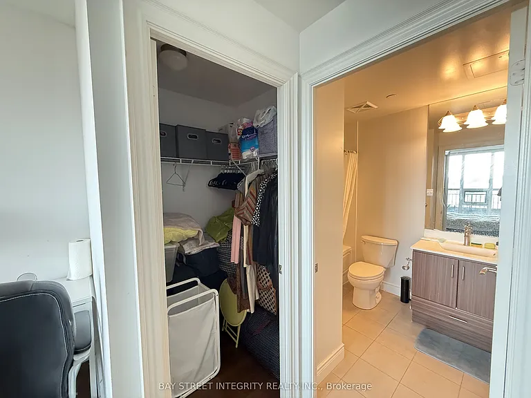 99 S Town Centre Blvd #315 — Photo 9