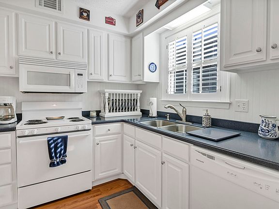 2nd image of 3700 Bush River Rd APT H5