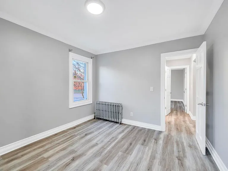 220 Grand Ave #1 — Photo 14