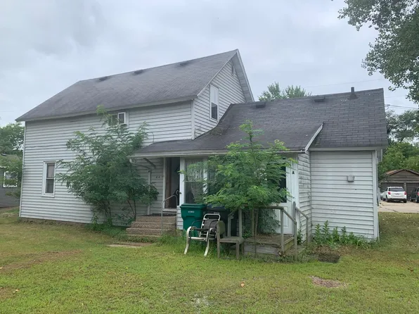 614 Garrison St, Nekoosa, WI 54457