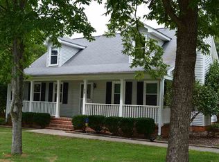 55 Seminole Dr, Simpsonville, SC 29680