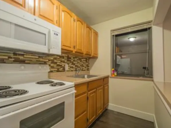 420 Walnut Ave #2C, Greensburg, PA 15601