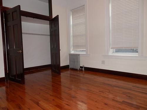 5th image of 497 Park Pl #B