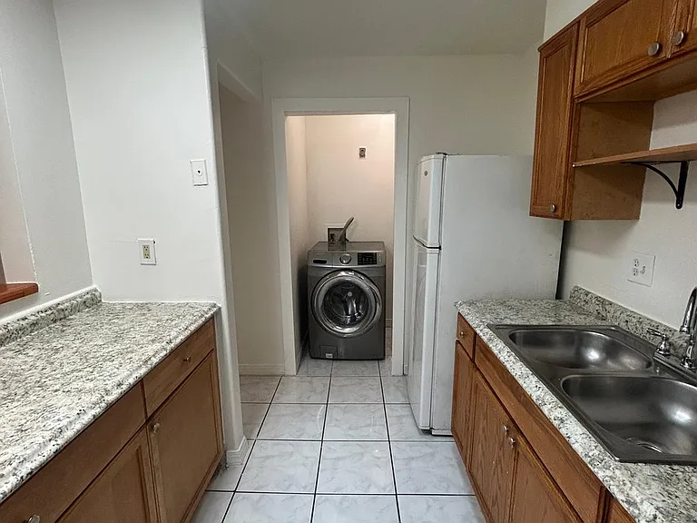 4173 Spitfire Ave — Photo 4