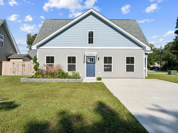 2190 Hedgewood St, North Charleston, SC 29405