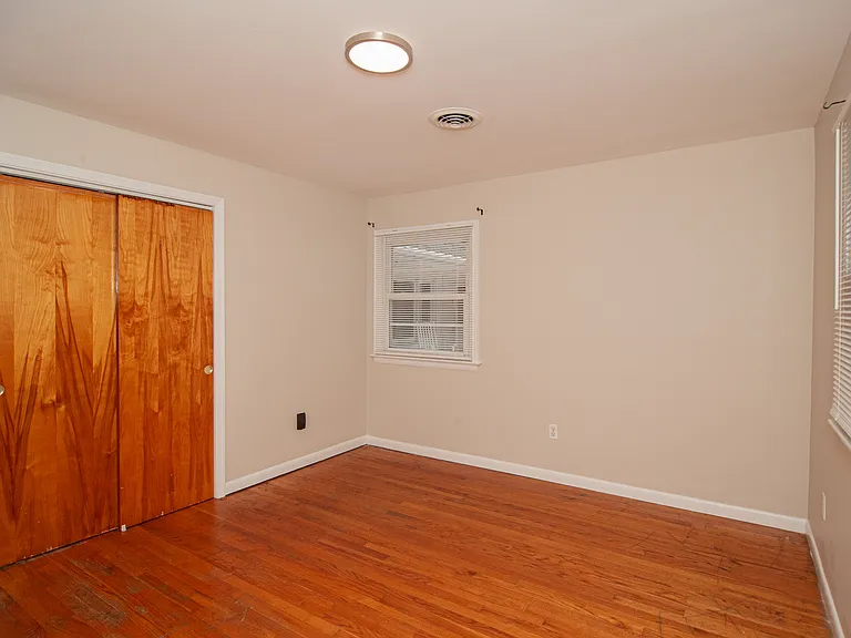 699 S Old Mill Rd — Photo 11