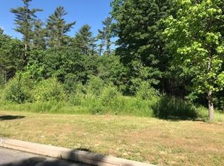 3 Candle Paper Ln, West Wareham, MA 02576