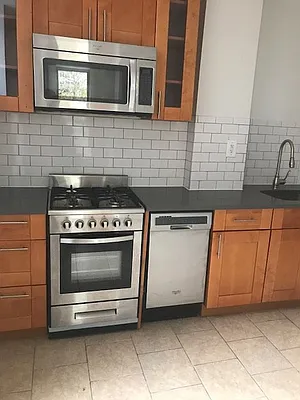 Rented by Alexander Bilu, LREB | media 15