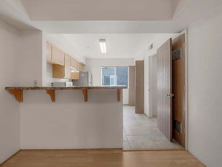 406 Nord Ave — Photo 7