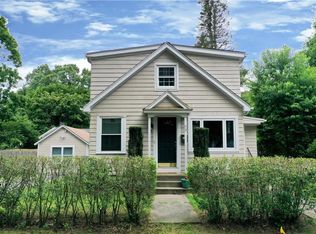 93 Rogers Ave, Barrington, RI 02806