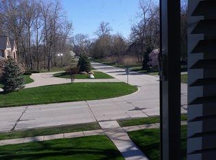 24111 Meridian Rd #21, Grosse Ile, MI 48138