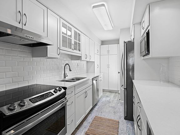5th image of 400 S Ocean Blvd APT 102