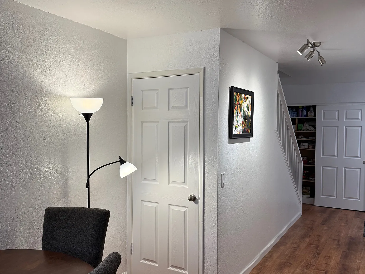 4 bed, 2.5 bath, 1370 sqft, $1,100 — Photo 3