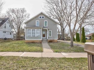 411 Roosevelt St, Rio, WI 53960