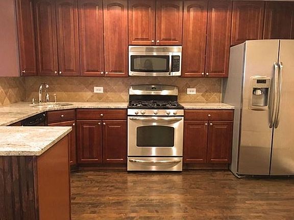3rd image of 6440 N Seeley Ave #3