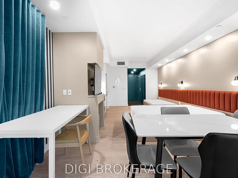 1250 Cummings Ave #422 — Photo 13