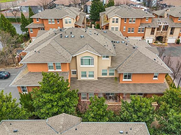 3rd image of 7910 Walerga Road #304