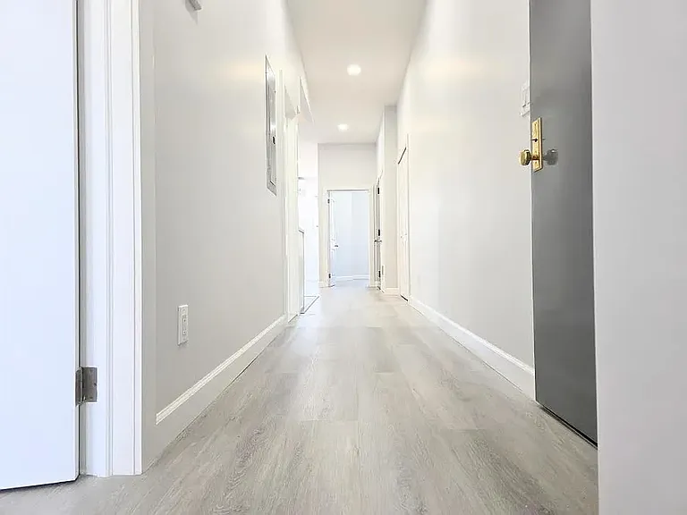 5022 5th Ave #2 — Photo 3