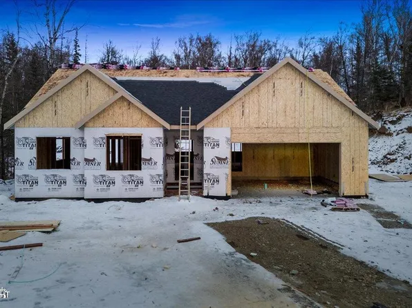3355 Seagull Dr, Palmer, AK 99645