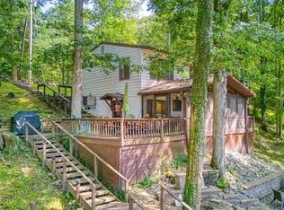 7254 Halibut Dr, Nineveh, IN 46164