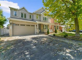 2172 Valenceville Cres, Ottawa, ON K4A4K4
