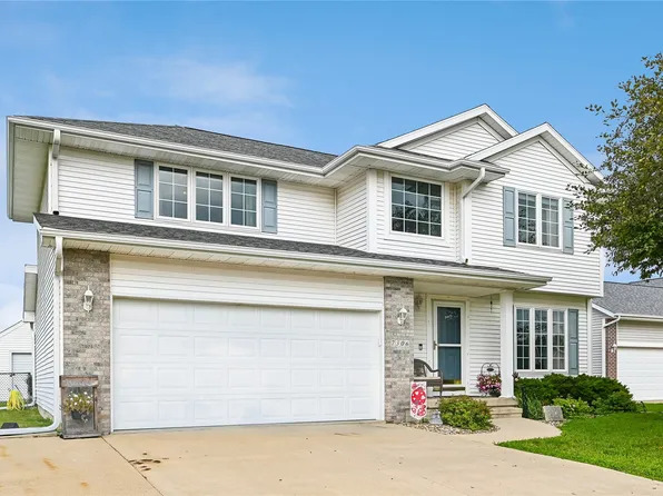 7306 Prairie Heights Dr SW, Cedar Rapids, IA 52404