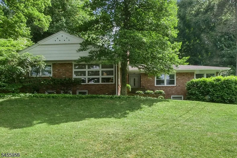 31 Sheffield Rd