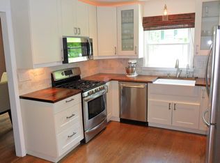 1924 Kings Hwy, Rockford, IL 61107