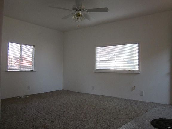 5th image of 4873 Bessie Ave