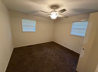 904 Randall Dr, Searcy, AR 72143