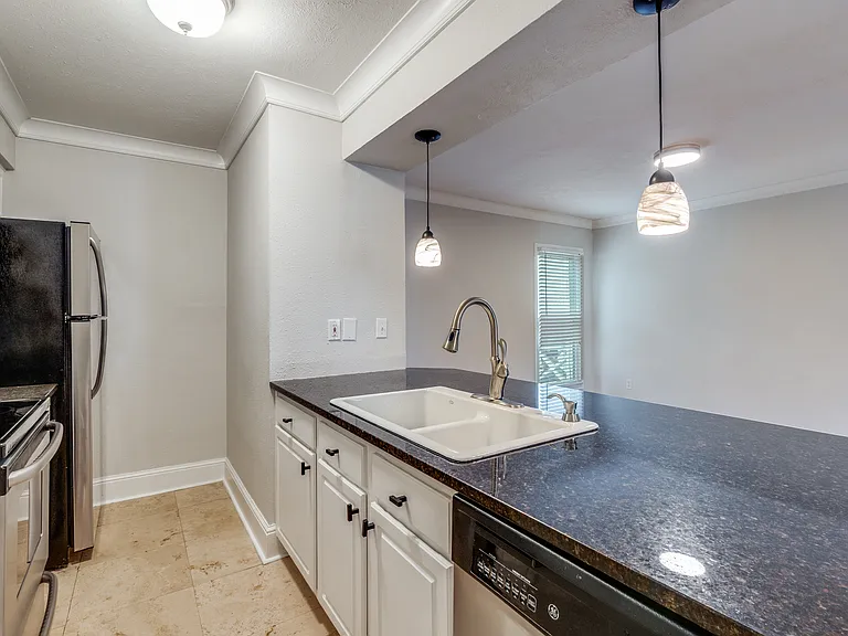 5925 E University Blvd #232 — Photo 11